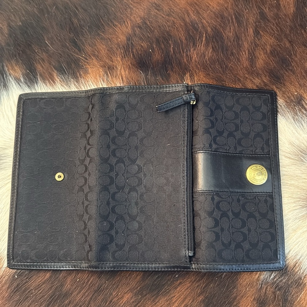 Coach Wallet - Picture 3 of 6